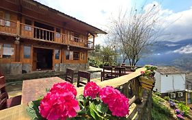Nomadtrails Lodge